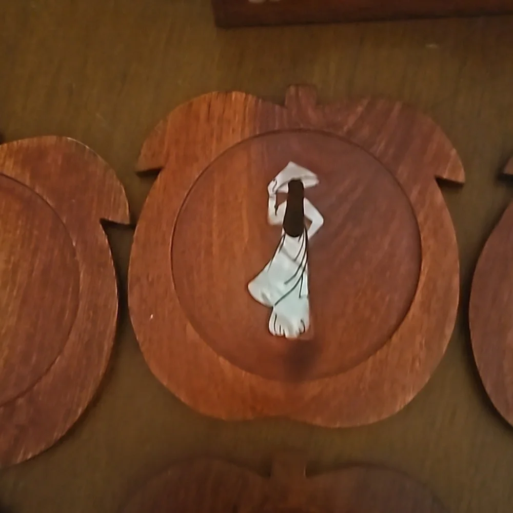 Vintage 1960s Set of Six Mother of Pearl Japanese Lady Floral Coaster Set